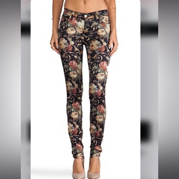 7 For aAll Mankind Floral style - Picture 1 of 8